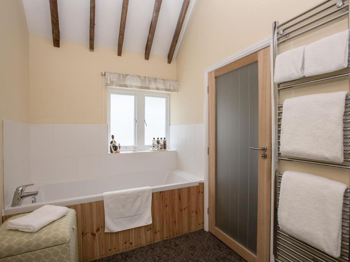 Carrick'S At Castle Farm Hotel Swanton Morley Luaran gambar